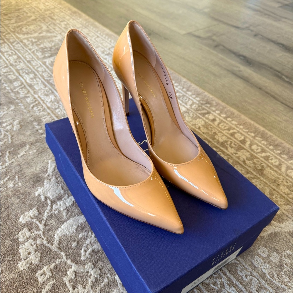 EUC Stuart Whitman Patent Leather Heels 7.5